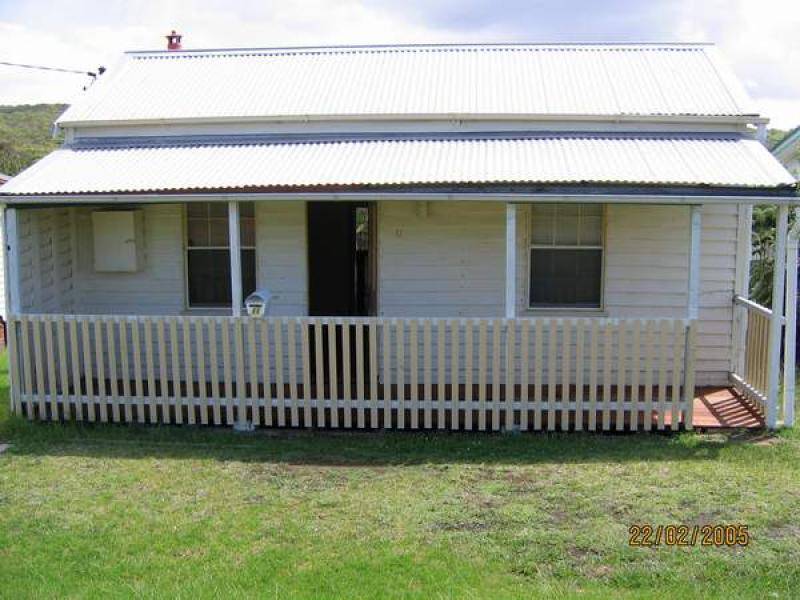 11 Lindsley Street, Catherine Hill Bay NSW 2281