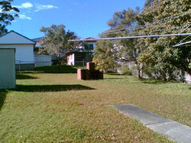 25 Elizabeth Street, Floraville NSW 2280