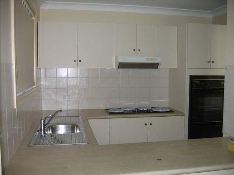 27a Thompson Street, Belmont South NSW 2280