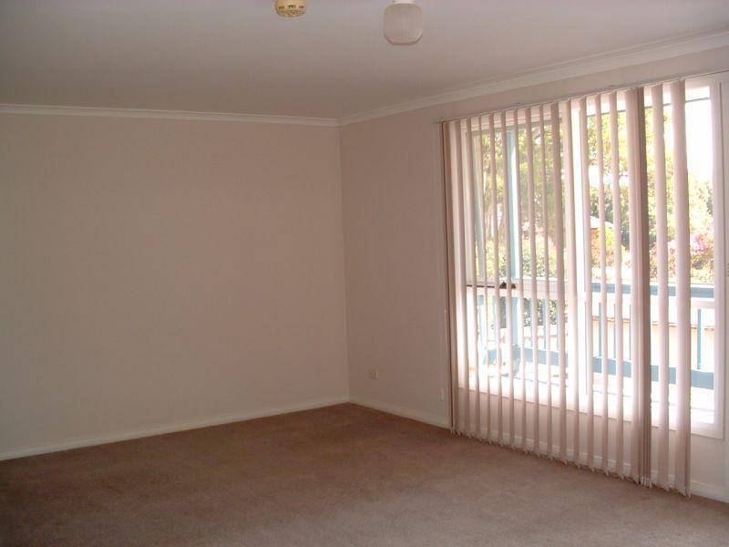 8 Tait Street, Eagle Point VIC 3878