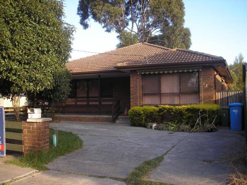 12 Roma Avenue, Cranbourne VIC 3977
