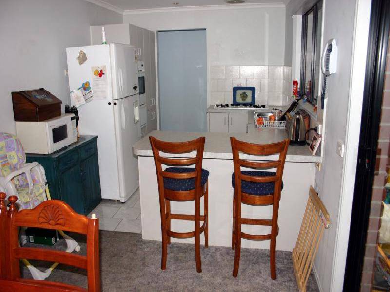 20 Bates Street, Cranbourne West VIC 3977