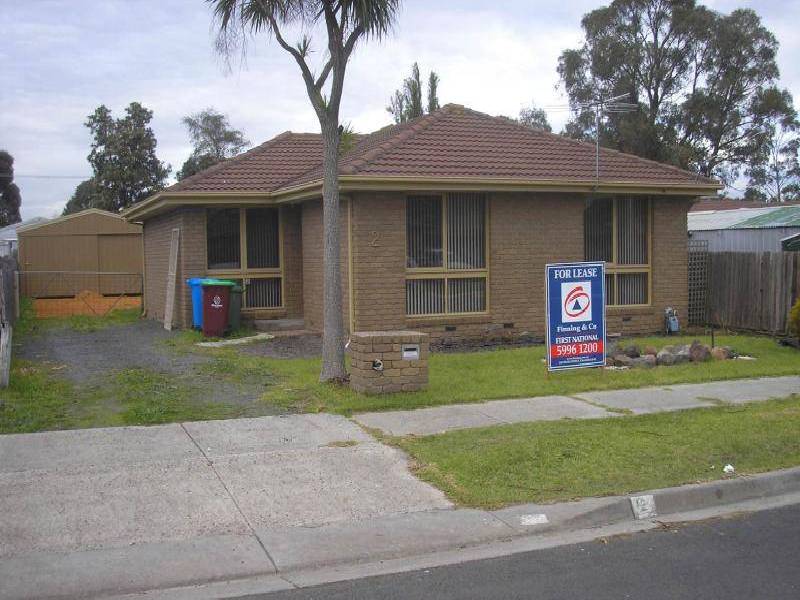 2 Evelyne Avenue, Cranbourne VIC 3977