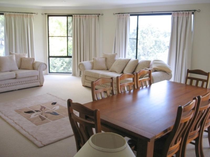 5 Whispering Valley Drive, Richmond Hill NSW 2480