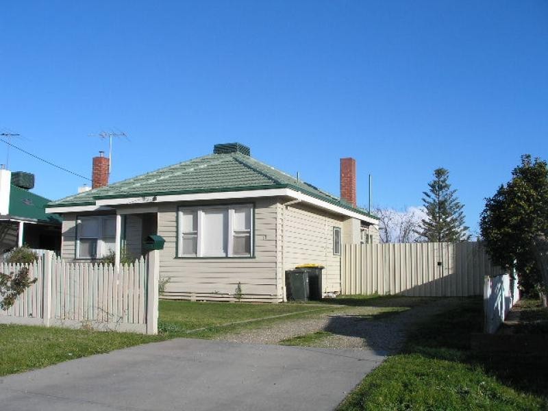 13 Brodie Street, Wangaratta VIC 3677