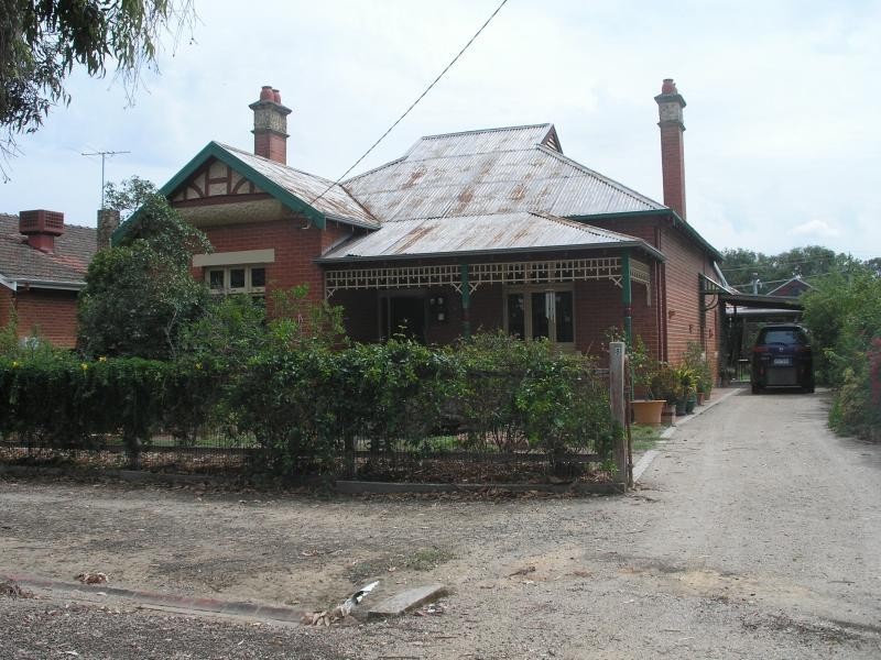 8 Crisp Street, Wangaratta VIC 3677