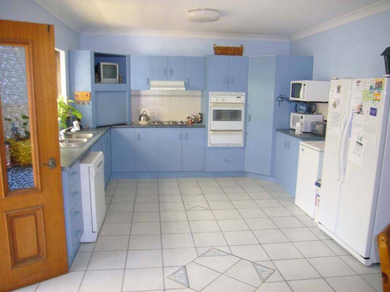 4 Boden Street, Bucasia QLD 4750