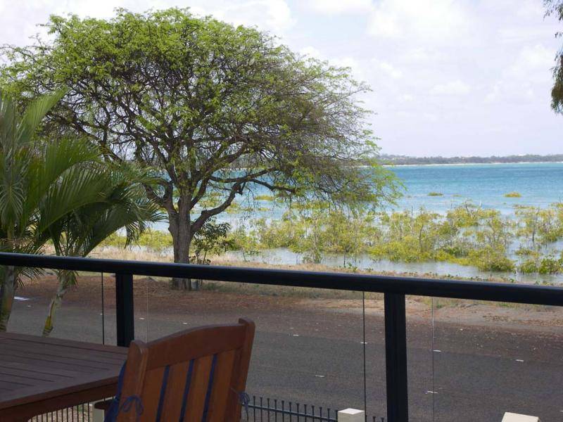 37 Slade Esplanade, Slade Point QLD 4740