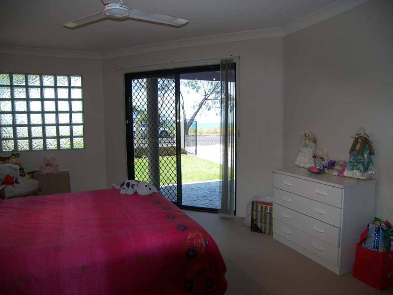 37 Slade Esplanade, Slade Point QLD 4740