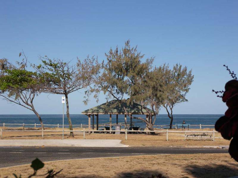 1 Kingfisher Street, Slade Point QLD 4740