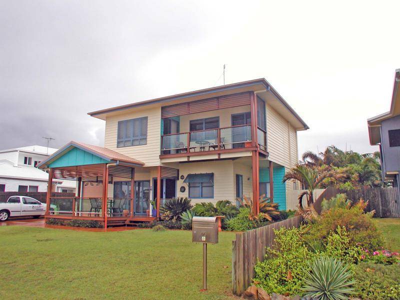 46 Pacific Esplanade, Slade Point QLD 4740
