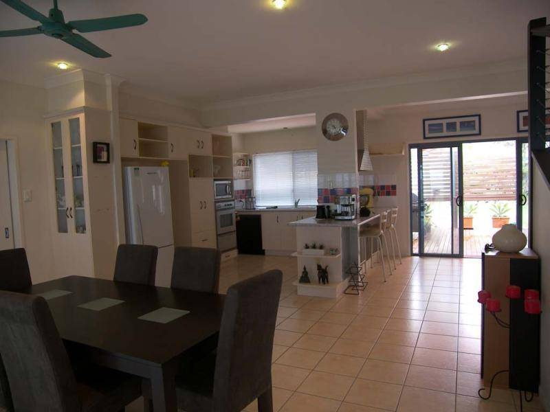 46 Pacific Esplanade, Slade Point QLD 4740