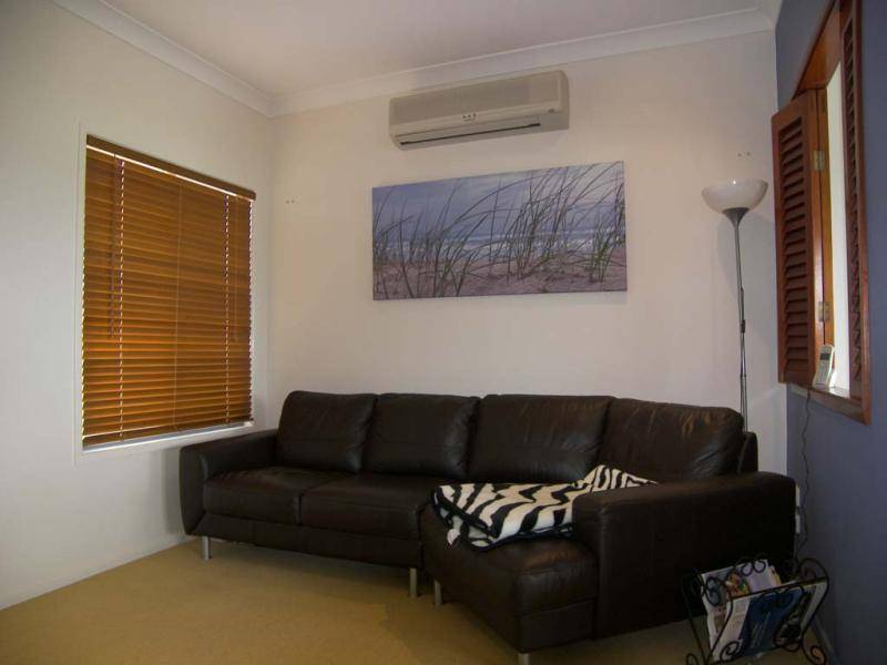 46 Pacific Esplanade, Slade Point QLD 4740