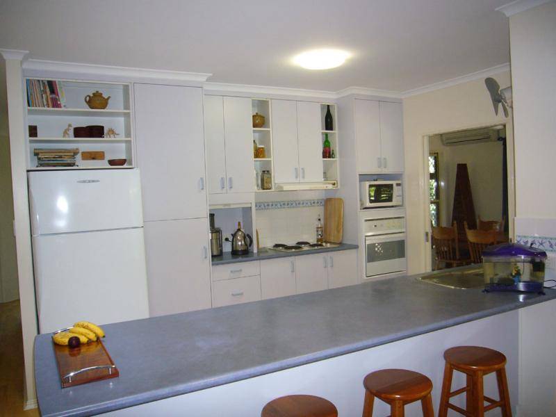 7 Maurene Court, Glenella QLD 4740