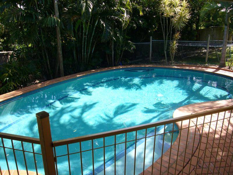 7 Maurene Court, Glenella QLD 4740