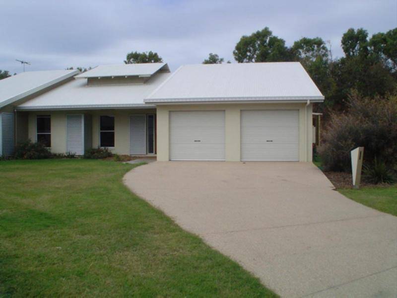 27 Beachside Place, Shoal Point QLD 4750