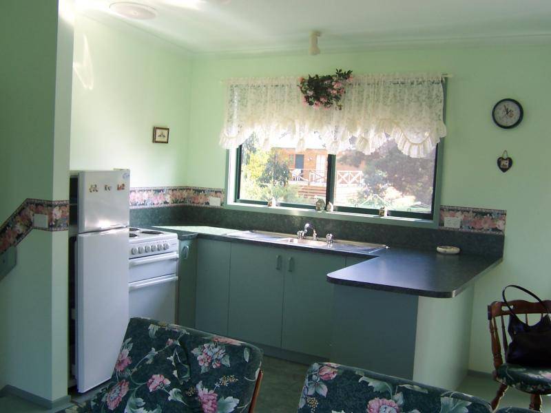 1 Woorak Avenue, Venus Bay VIC 3956