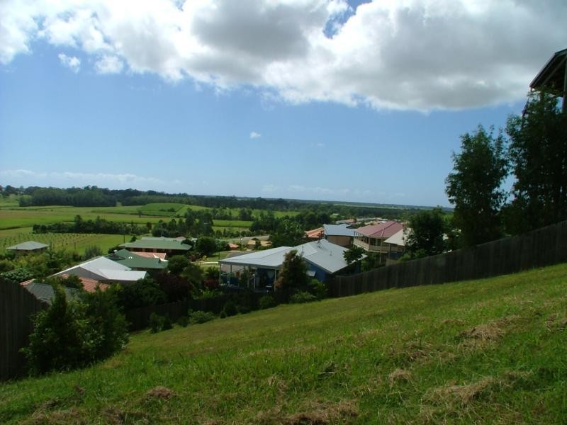5 Willis Road, Bli Bli QLD 4560