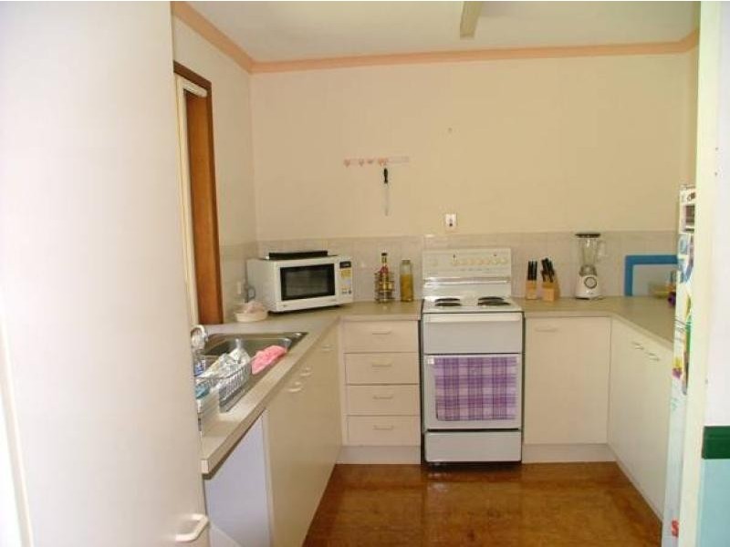 2/35 Karome Street, Pacific Paradise QLD 4564