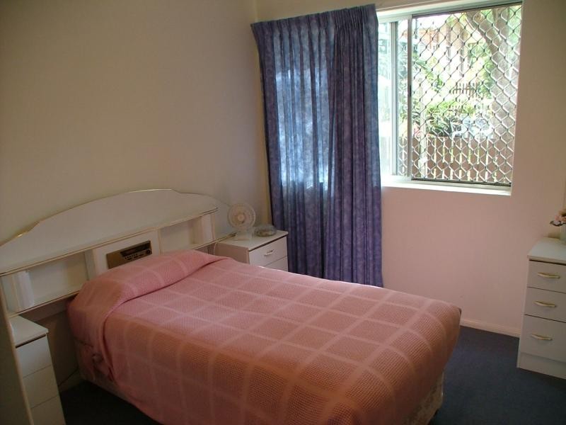 4 Atkinson Road, Bli Bli QLD 4560