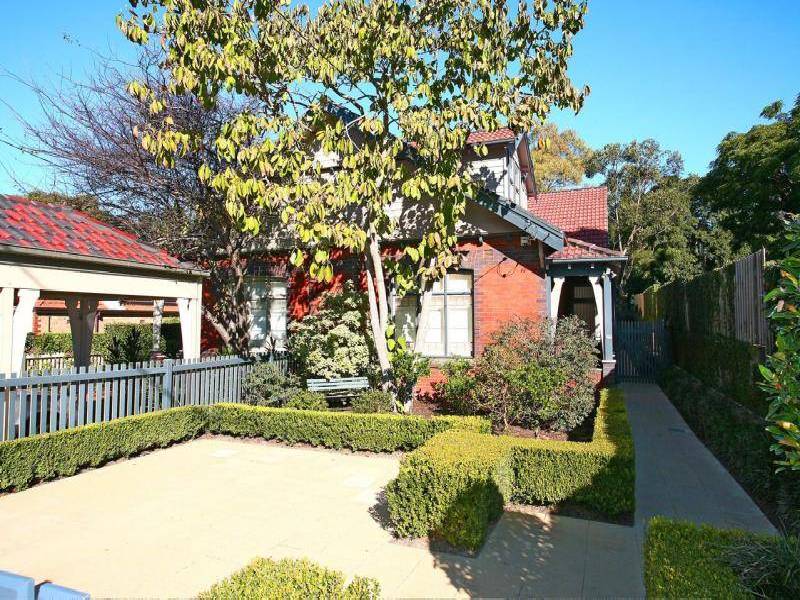 27 Rosalind Street, Cammeray NSW 2062