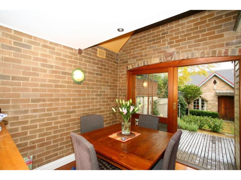 16 Armstrong Street, Cammeray NSW 2062