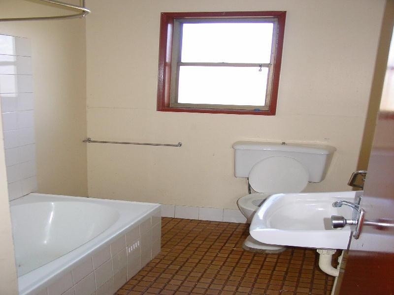 26 Barton Street, Taree NSW 2430