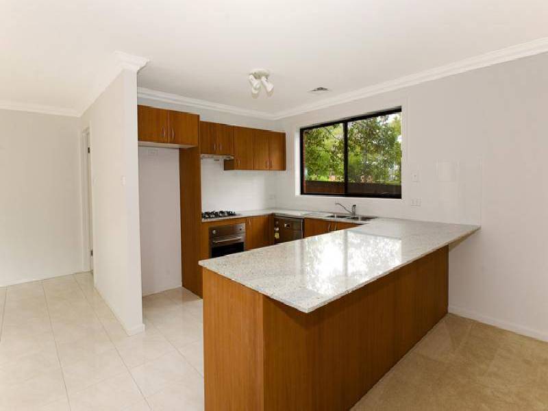 13 Eastern Arterial Road, St Ives NSW 2075