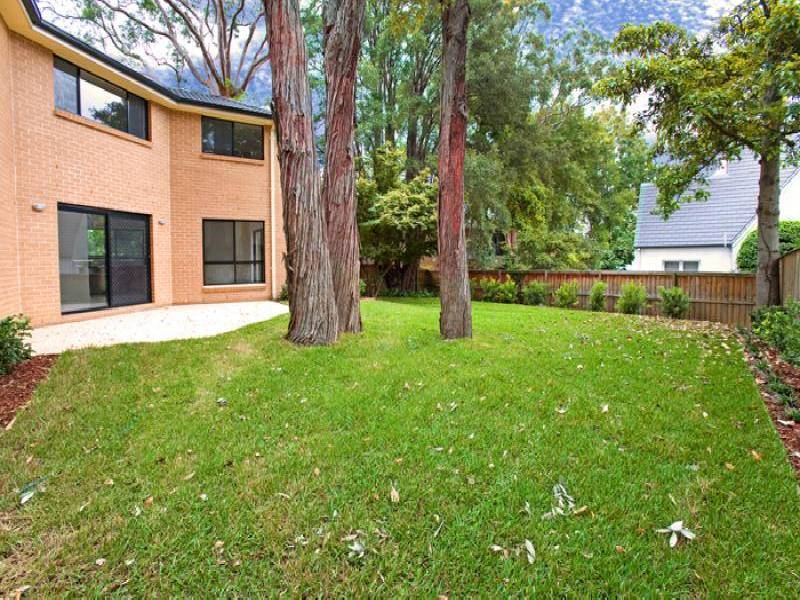 13 Eastern Arterial Road, St Ives NSW 2075
