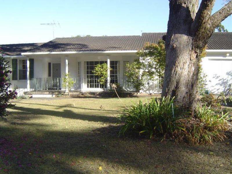 4 Acron Road, St Ives NSW 2075