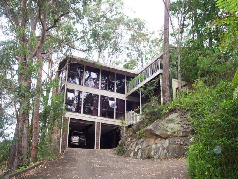 21 Elegans Avenue, St Ives NSW 2075