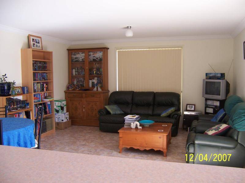 11 Hannah Place, Worrigee NSW 2540