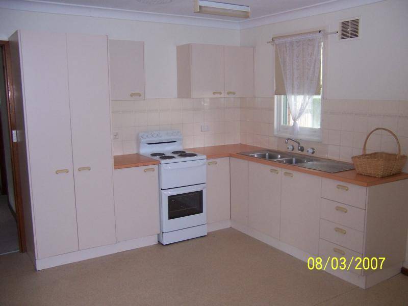 25 Mcdonald Avenue, Nowra NSW 2541