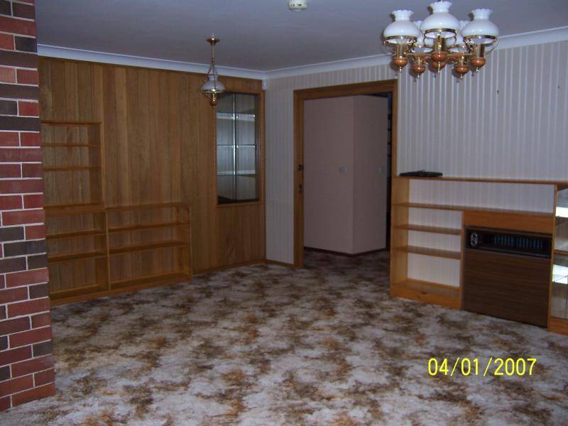 11 Cavalier Parade, Bomaderry NSW 2541