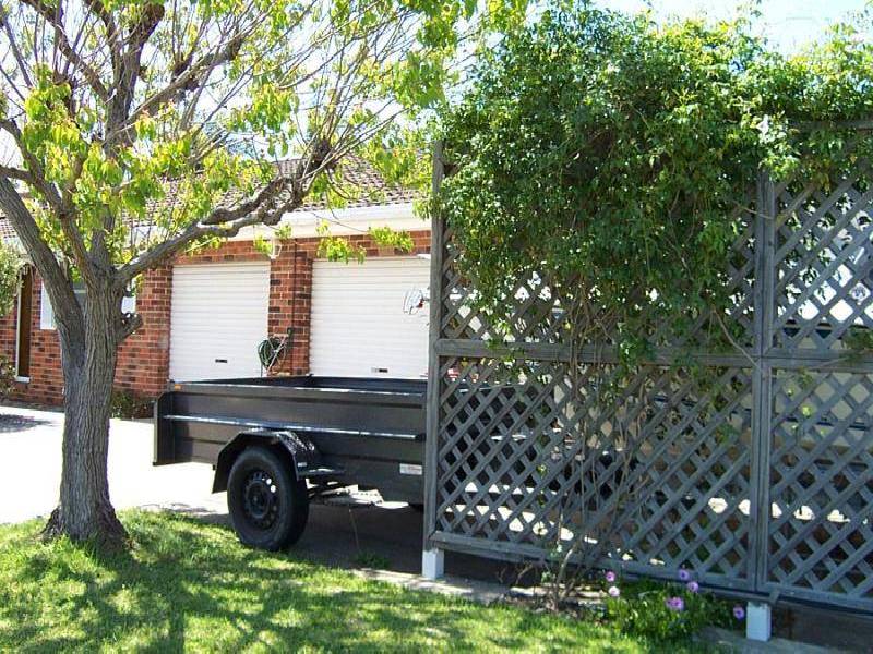 11 Cavalier Parade, Bomaderry NSW 2541