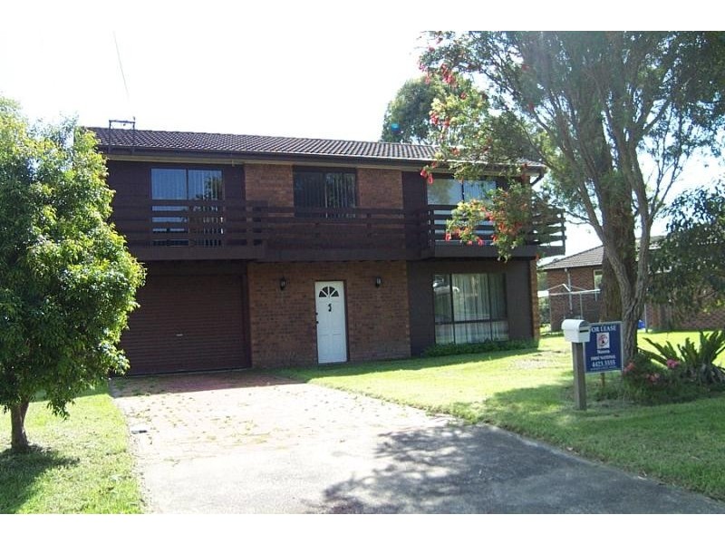 5 Bailey Avenue, Greenwell Point NSW 2540