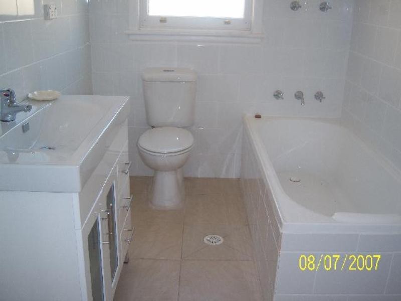 4 Ernest Street, Nowra NSW 2541