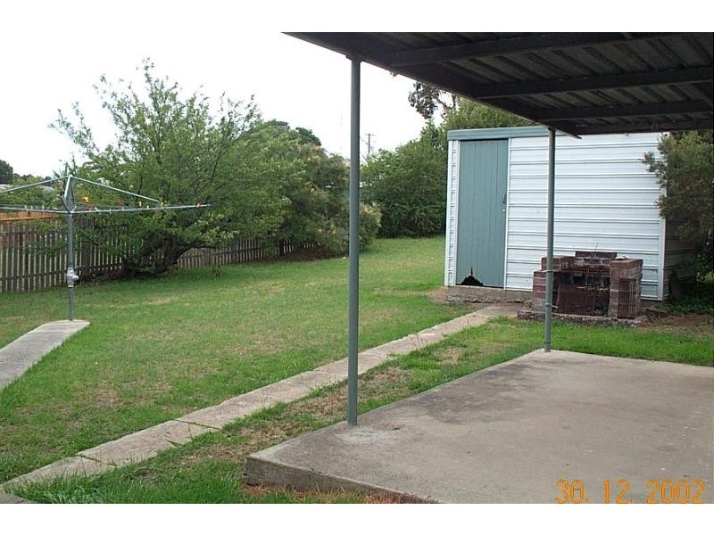 5 Elizabeth Avenue, Nowra NSW 2541