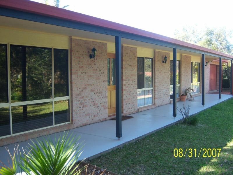 2 Binks Place, Cambewarra NSW 2540