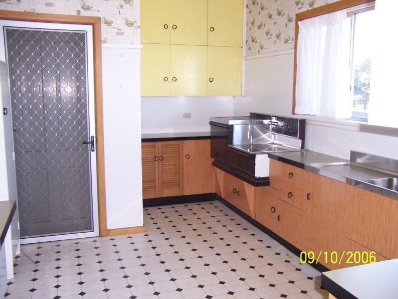 113 Shoalhaven Street, Nowra NSW 2541