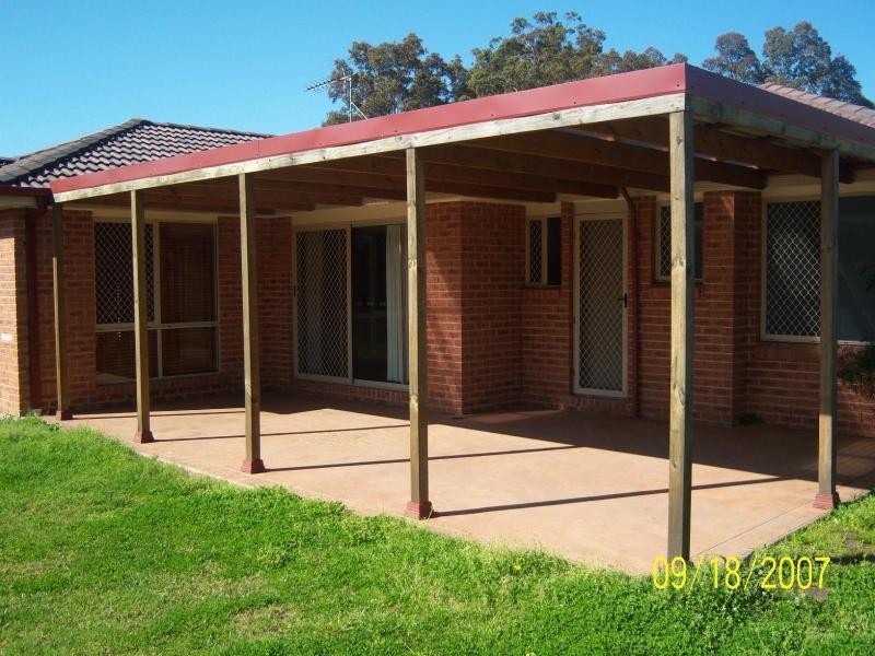 24 Lightwood Drive, West Nowra NSW 2541