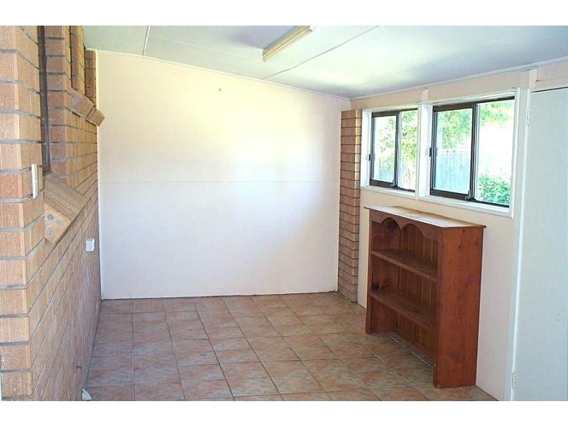4 Allison Avenue, Nowra NSW 2541