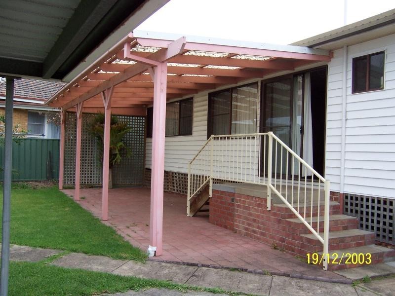 32 Colyer Avenue, Nowra NSW 2541