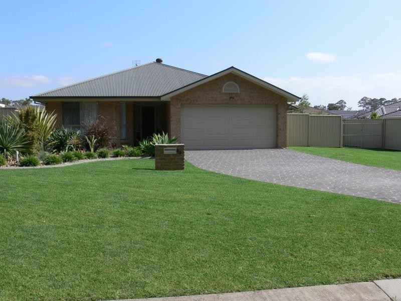 23 Golden Grove, Worrigee NSW 2540