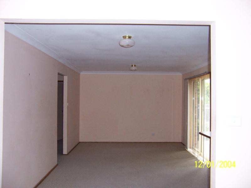 7 Meroo Road, Bomaderry NSW 2541