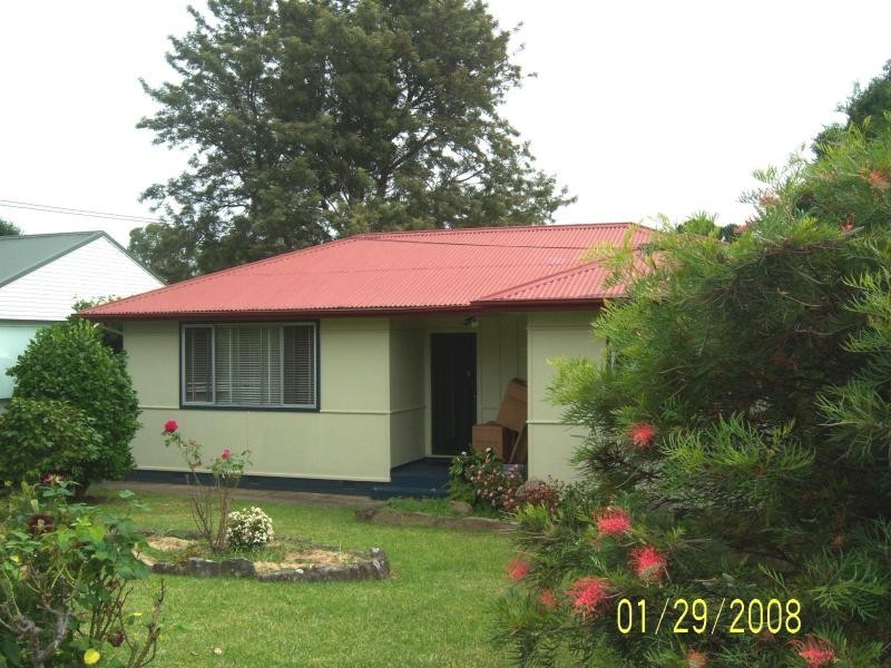 21 Young Avenue, Nowra NSW 2541