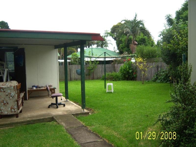 21 Young Avenue, Nowra NSW 2541
