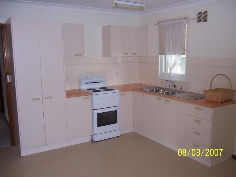 25 Mcdonald Avenue, Nowra NSW 2541