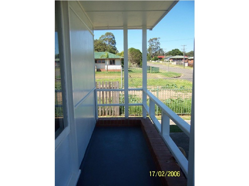 16 Mckay Street, Nowra NSW 2541