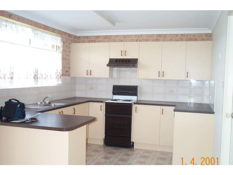 11 Arthur Street, Worrigee NSW 2540